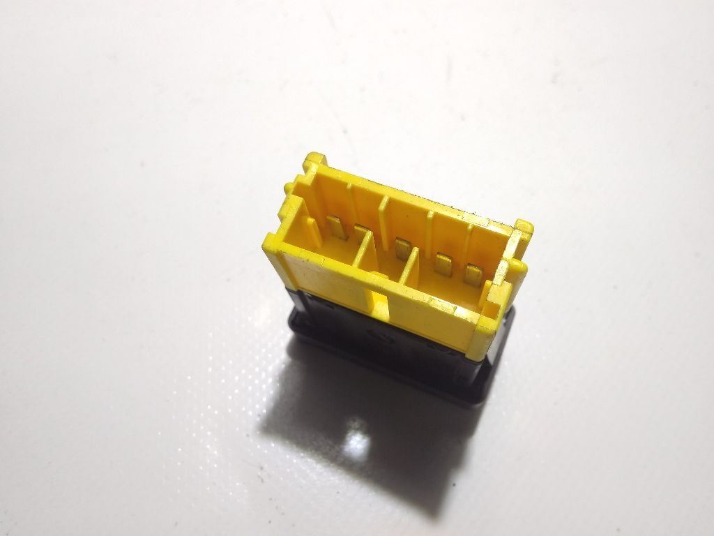 Кнопка корректора фар к Peugeot 406 1999