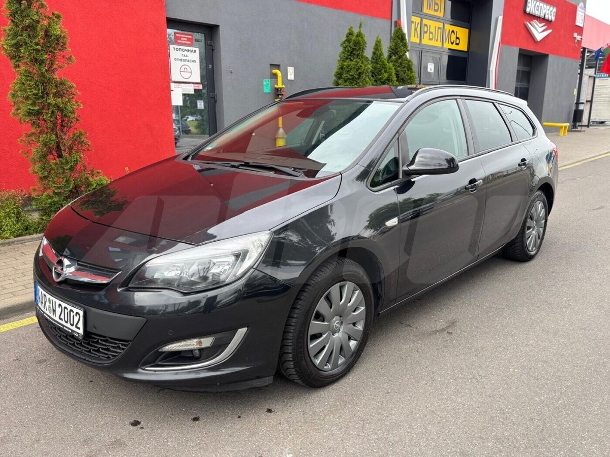 Opel Astra J Рестайлинг, 2013