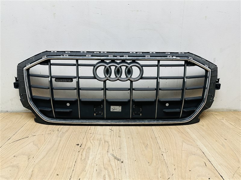 Решетка радиатора к Audi Q8 2018
