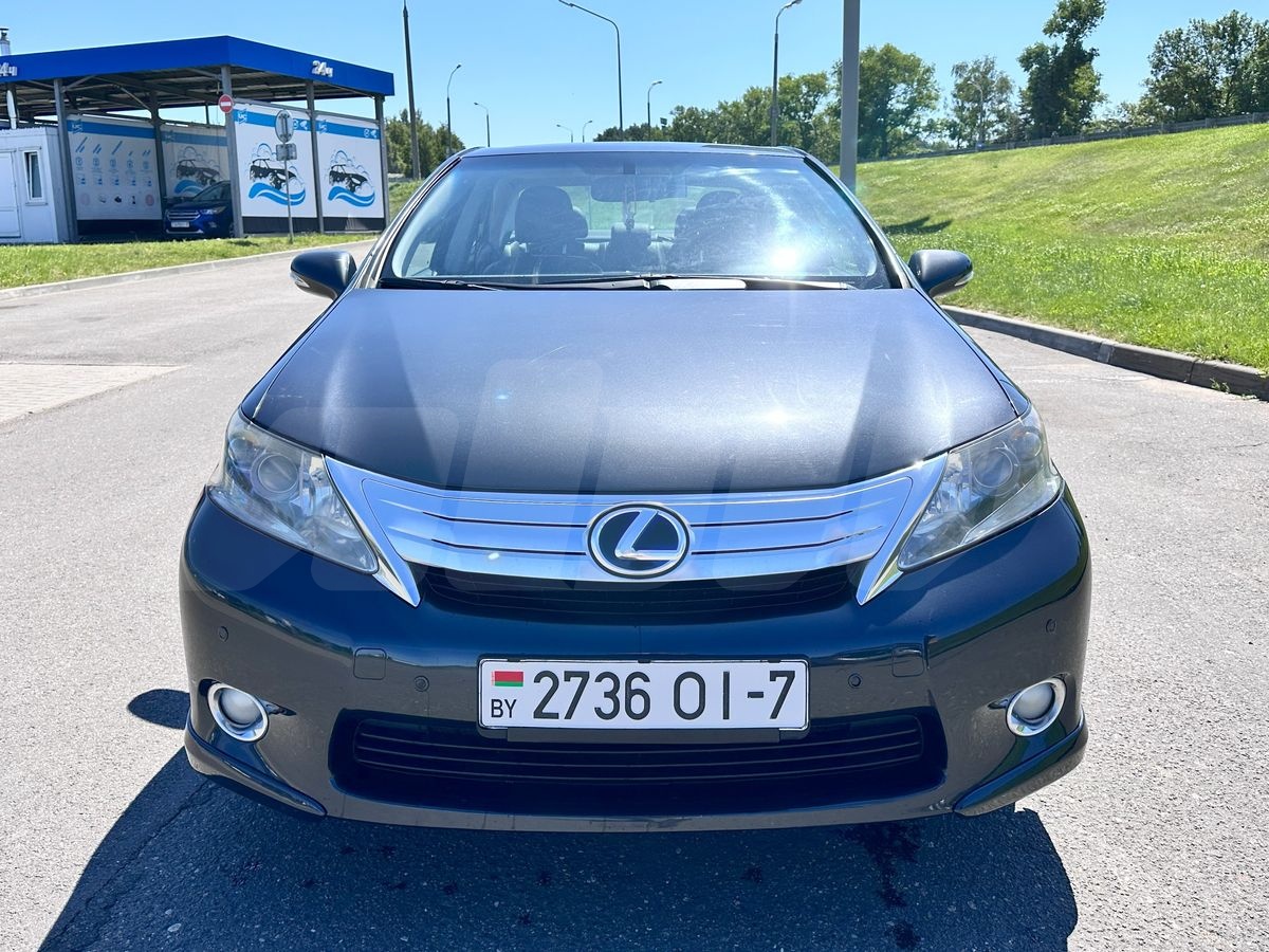 Lexus HS I, 2010