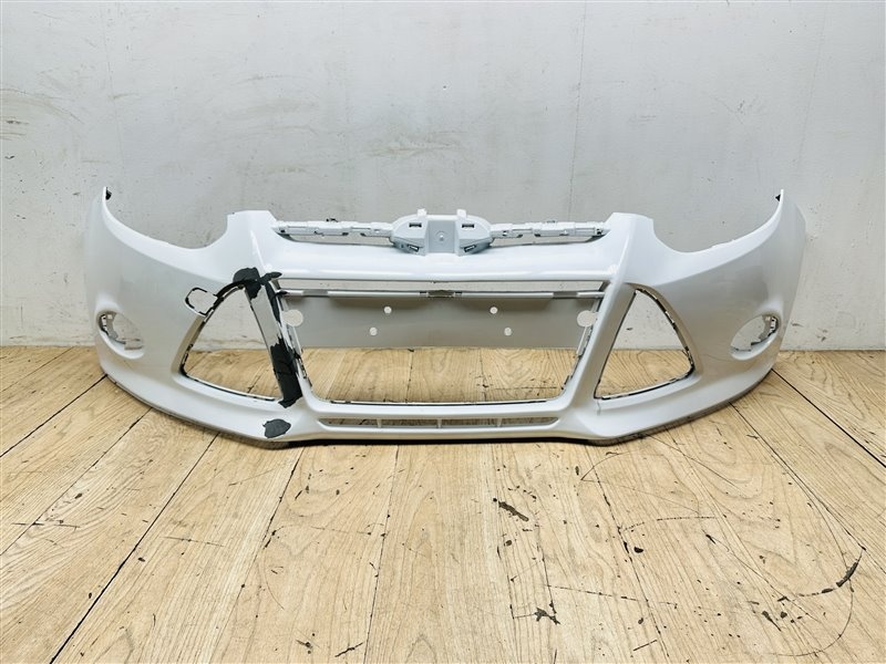 Бампер передний к Ford Focus 2011
