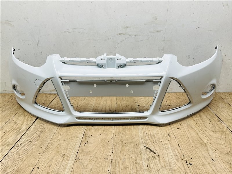 Бампер передний к Ford Focus 2011