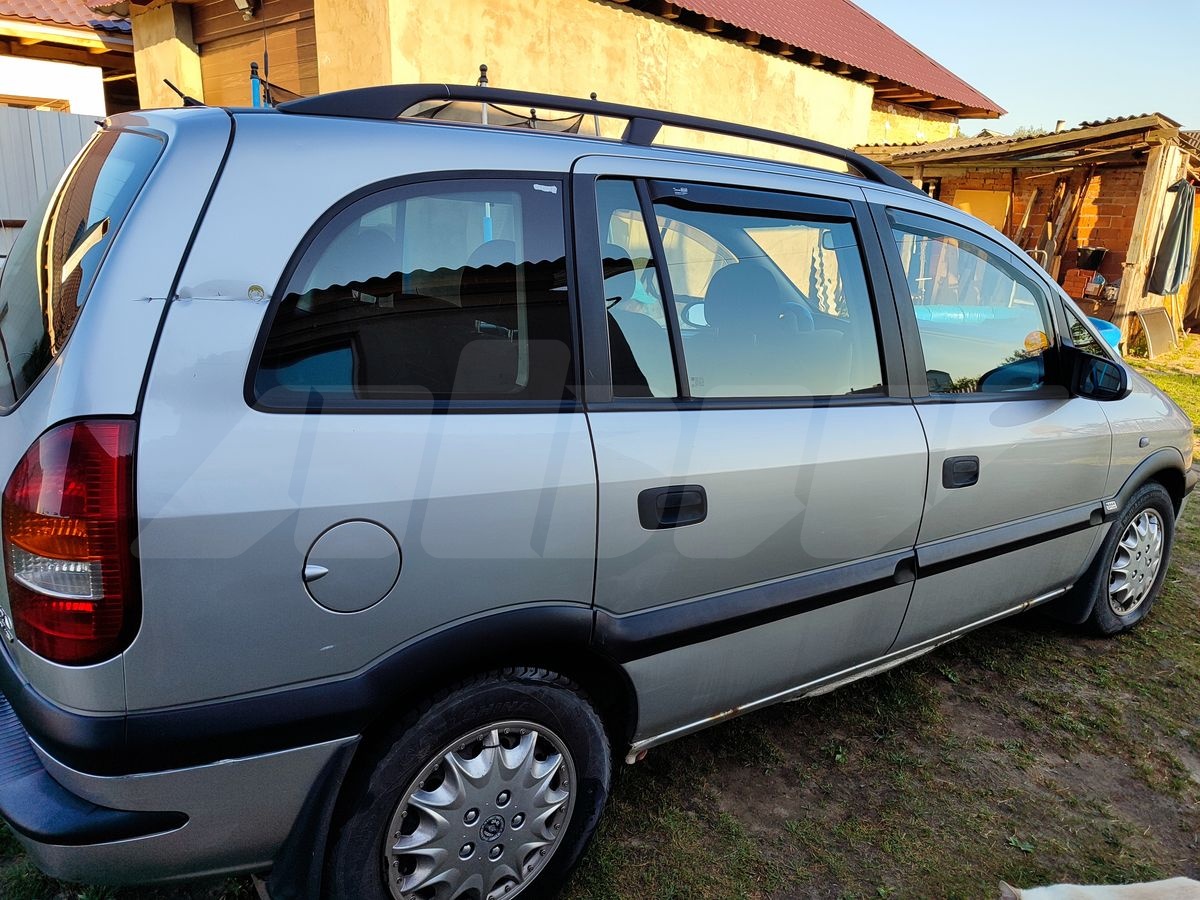Opel Zafira A, 2000