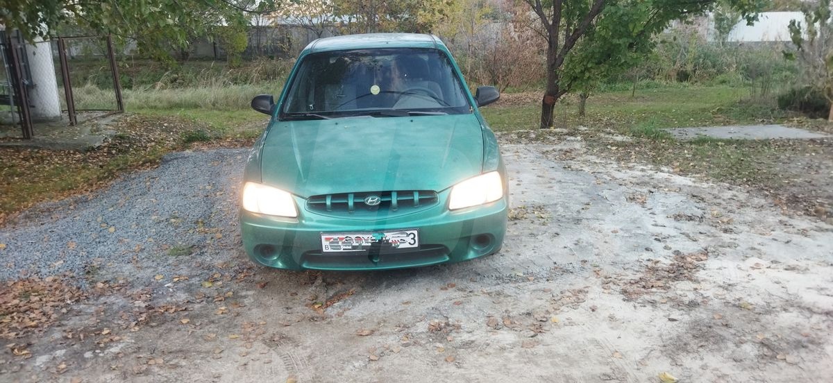 Hyundai Accent II, 2000