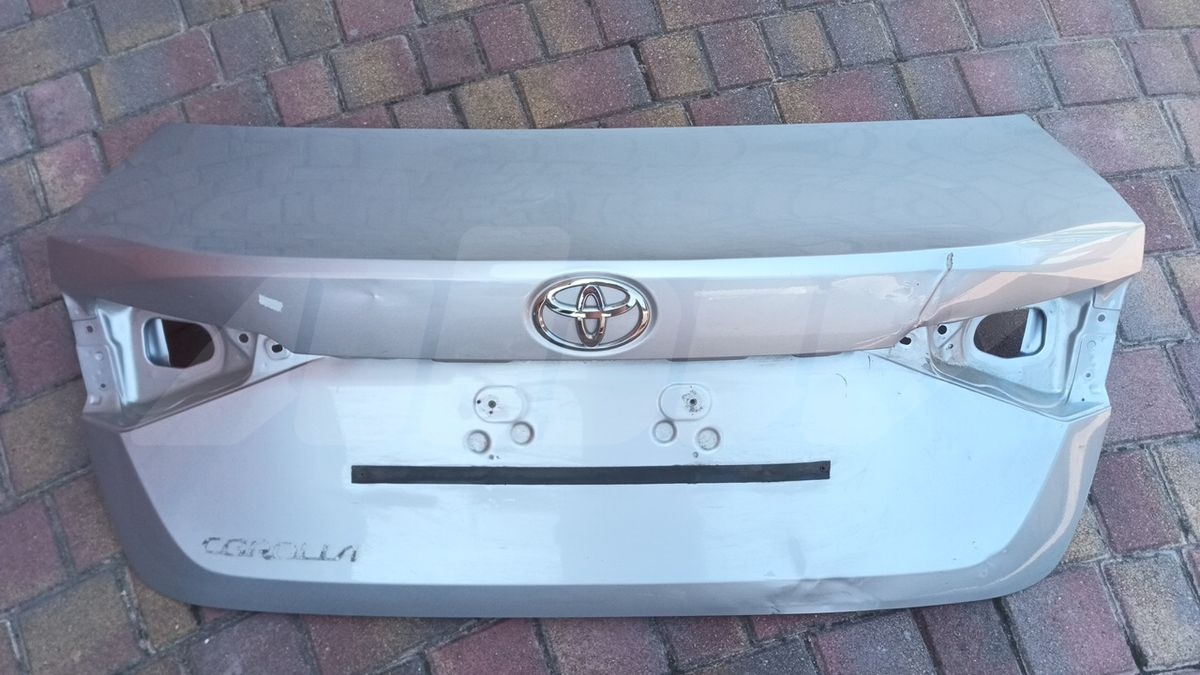 Крышка багажника к Toyota Corolla 2020