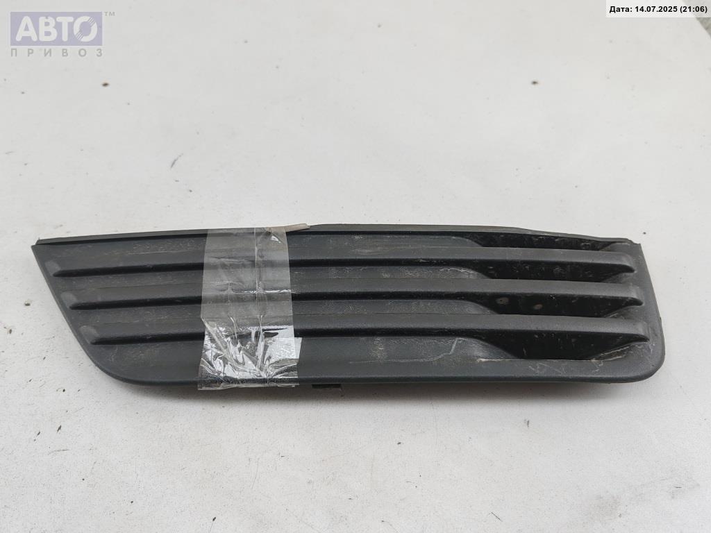 Решетка бампера к Ford Focus 2005