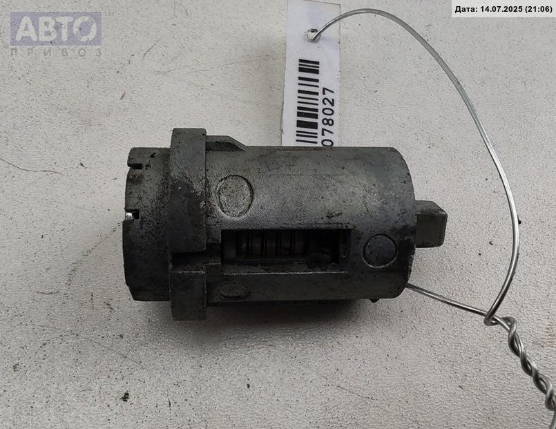 Замок двери к Ford Focus 1999