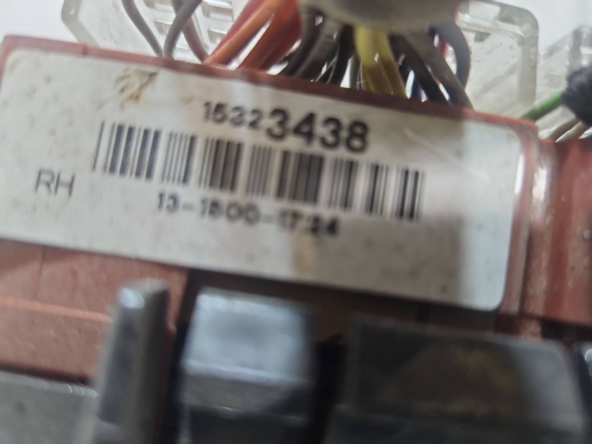 Короб предохранителей к Chevrolet Alero 2000