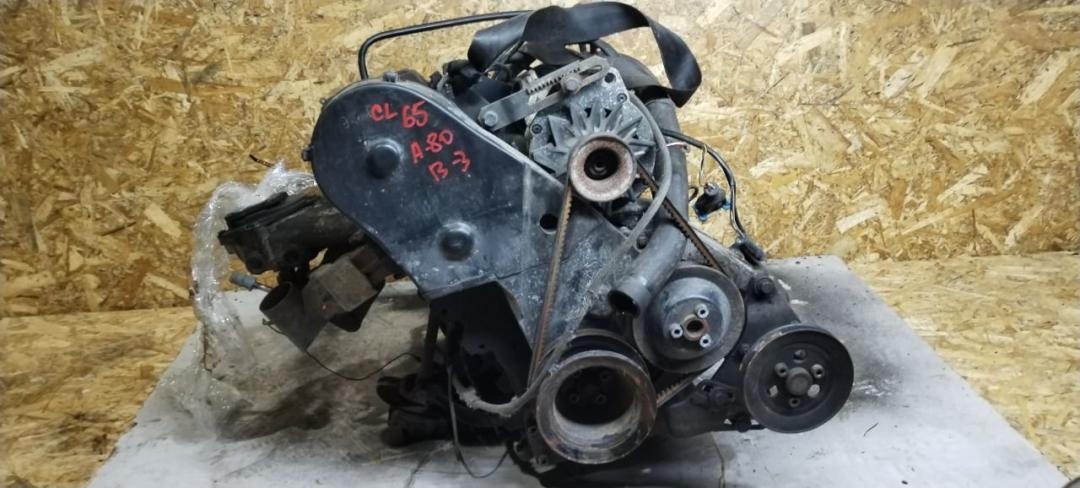 Двигатель к Audi 80 1989