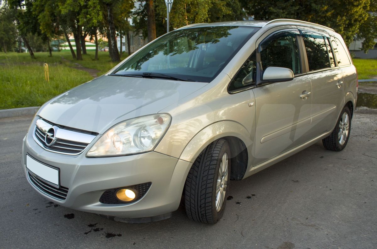 Opel Zafira 2008,