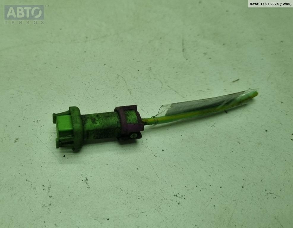 Разъем AUX / USB к Volkswagen Passat 2002