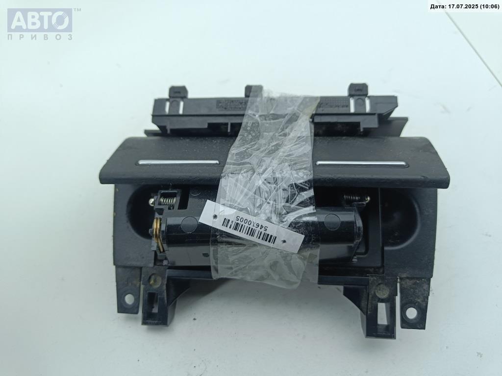 Пепельница к Audi A4 2005