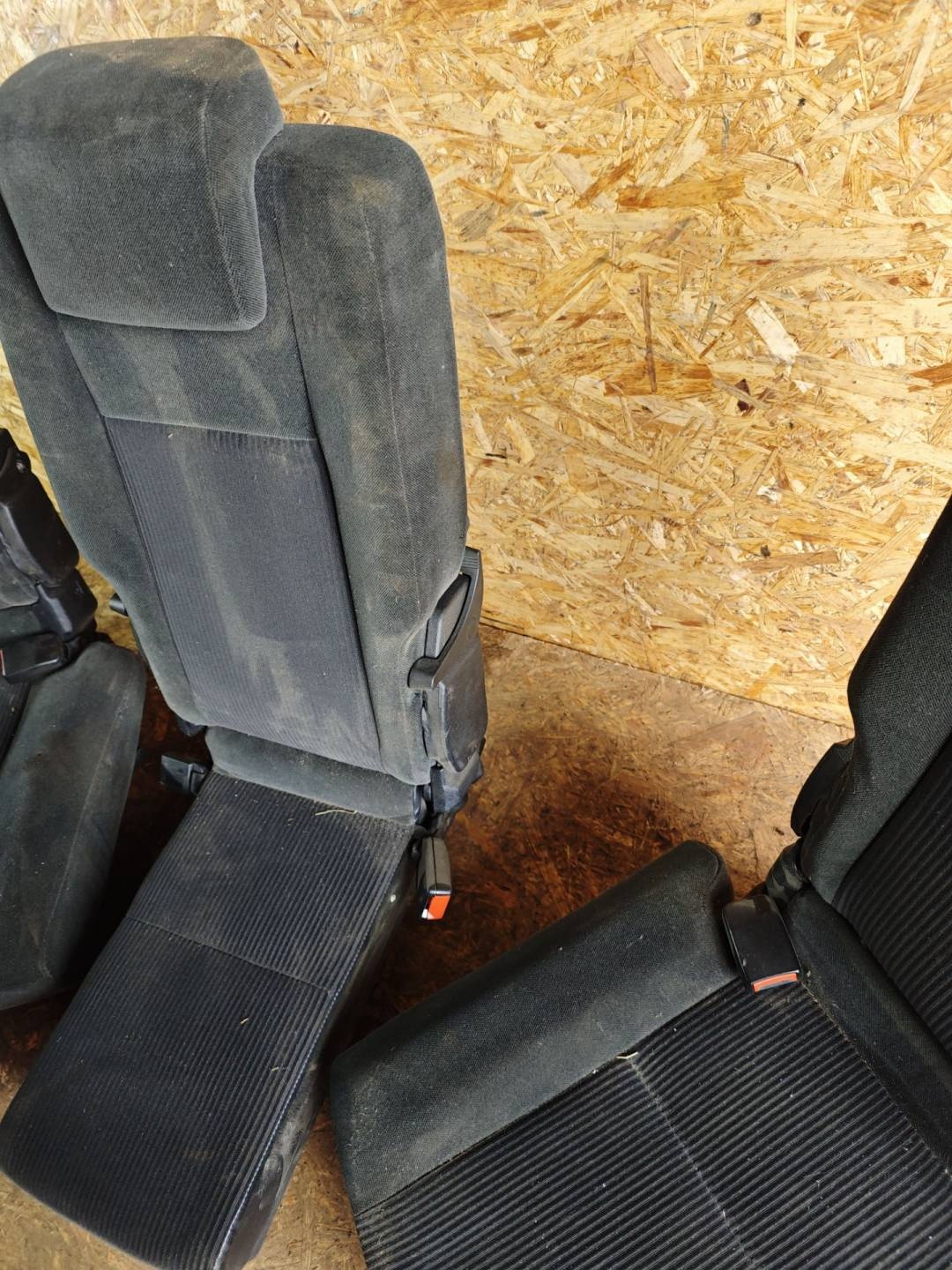 Сиденье заднее к Ford C-MAX 2006