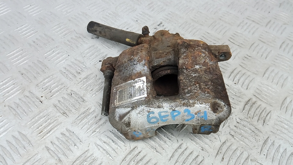 Суппорт передний левый к Peugeot 307 2007