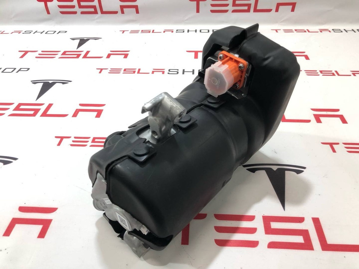 Компрессор кондиционера к Tesla Model 3 2022