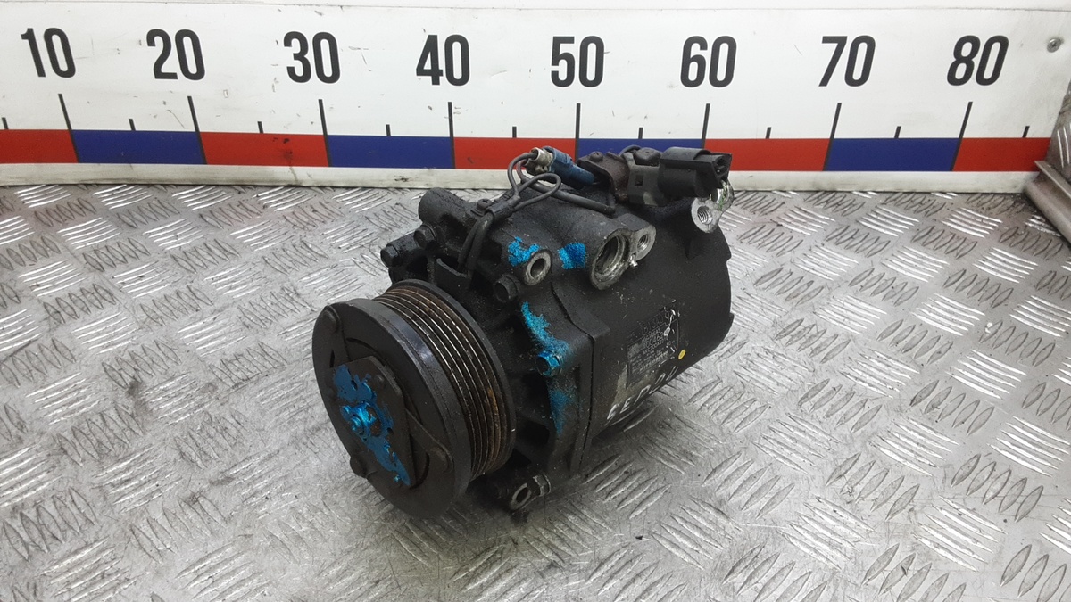 Компрессор кондиционера к Peugeot 4007 2010