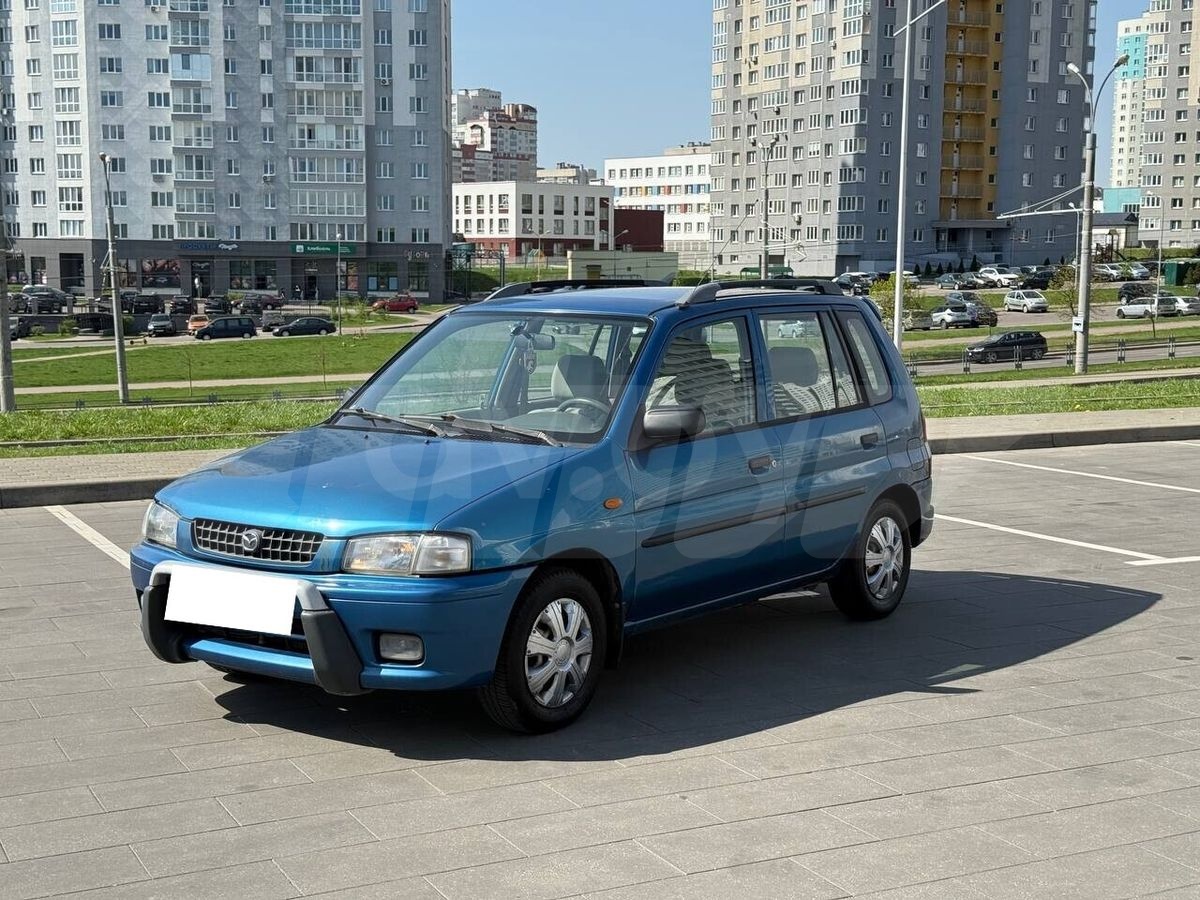 Mazda Demio I (DW), 1999