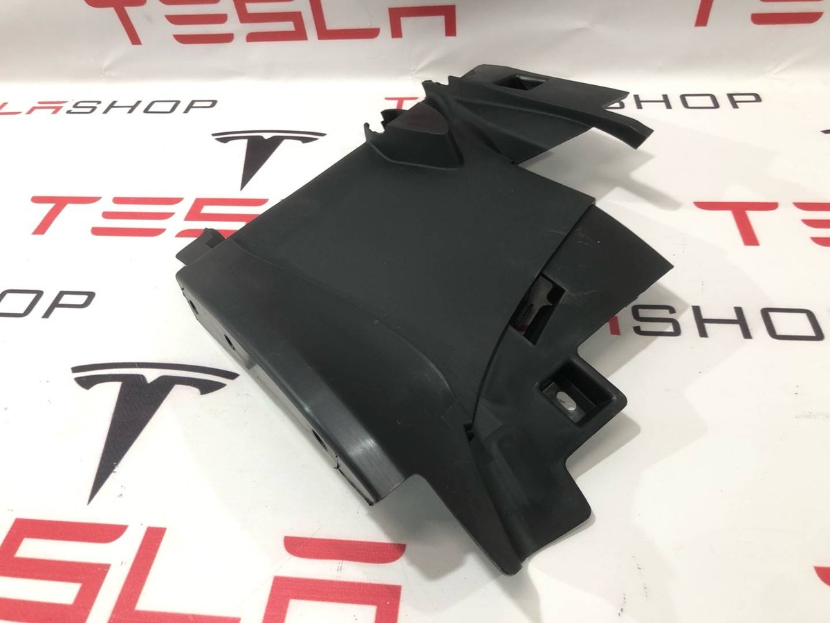 Воздухозаборник к Tesla Model X 2023