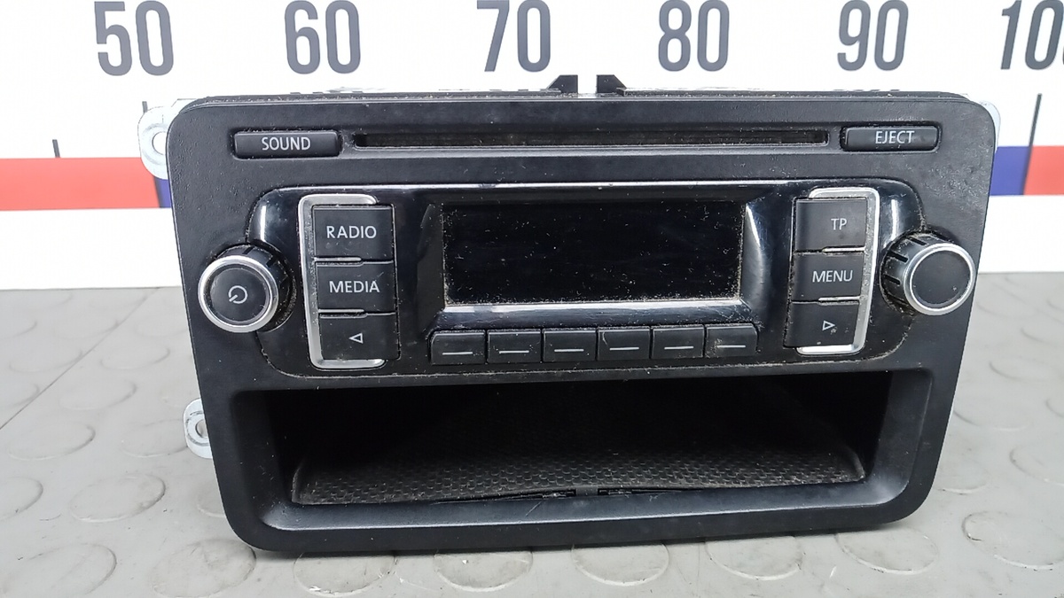 Магнитола к Volkswagen Touran 2012