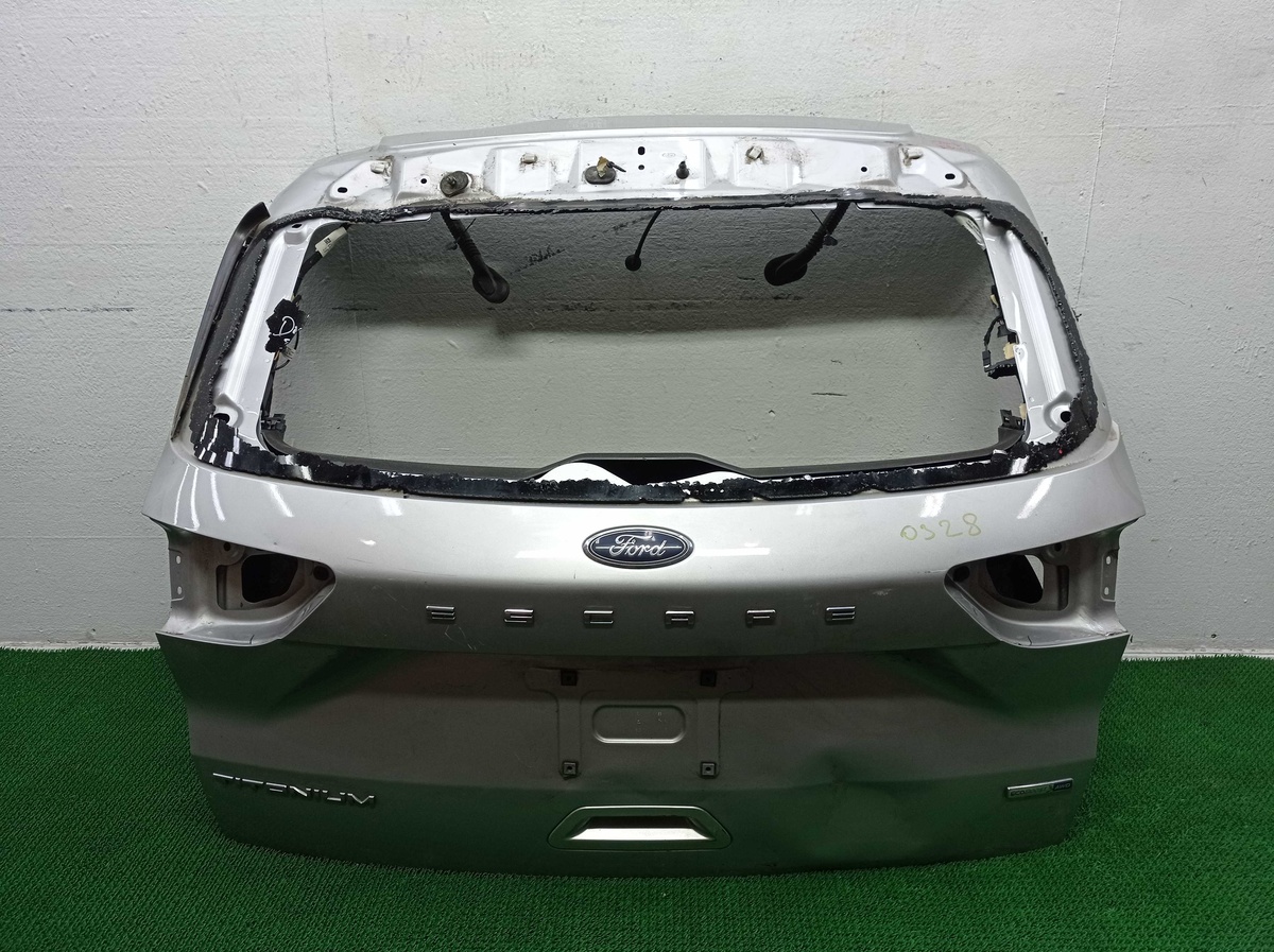 Крышка багажника к Ford Escape 2020
