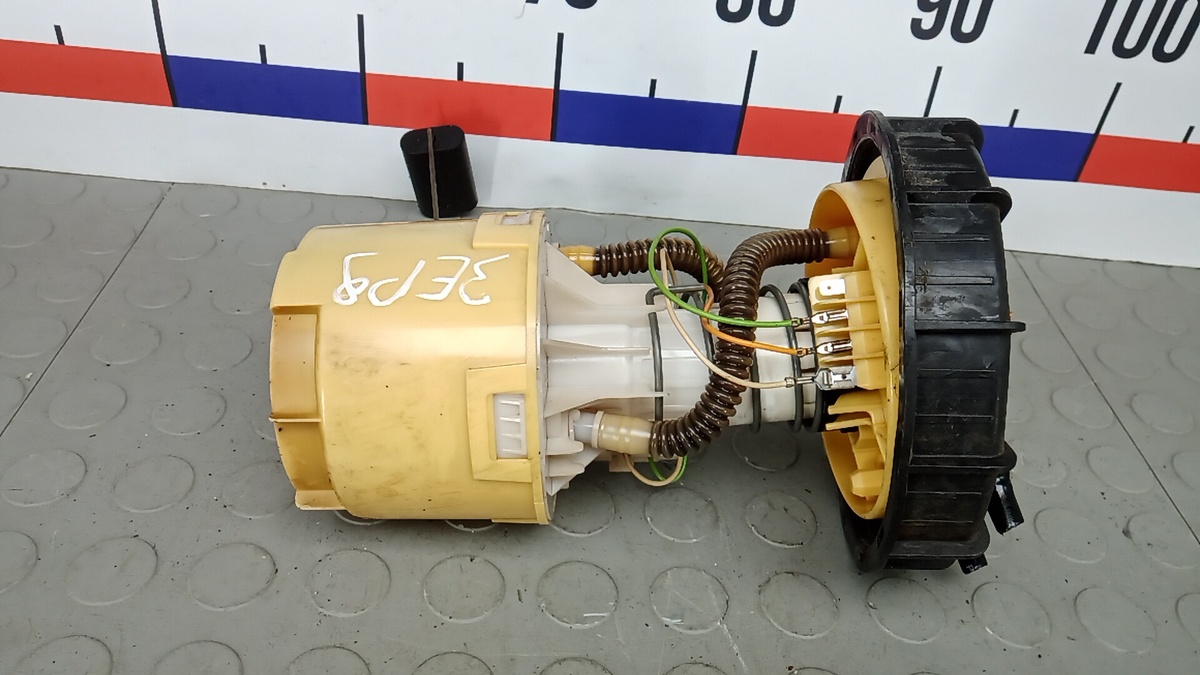 Насос топливный к Ford Focus 2008