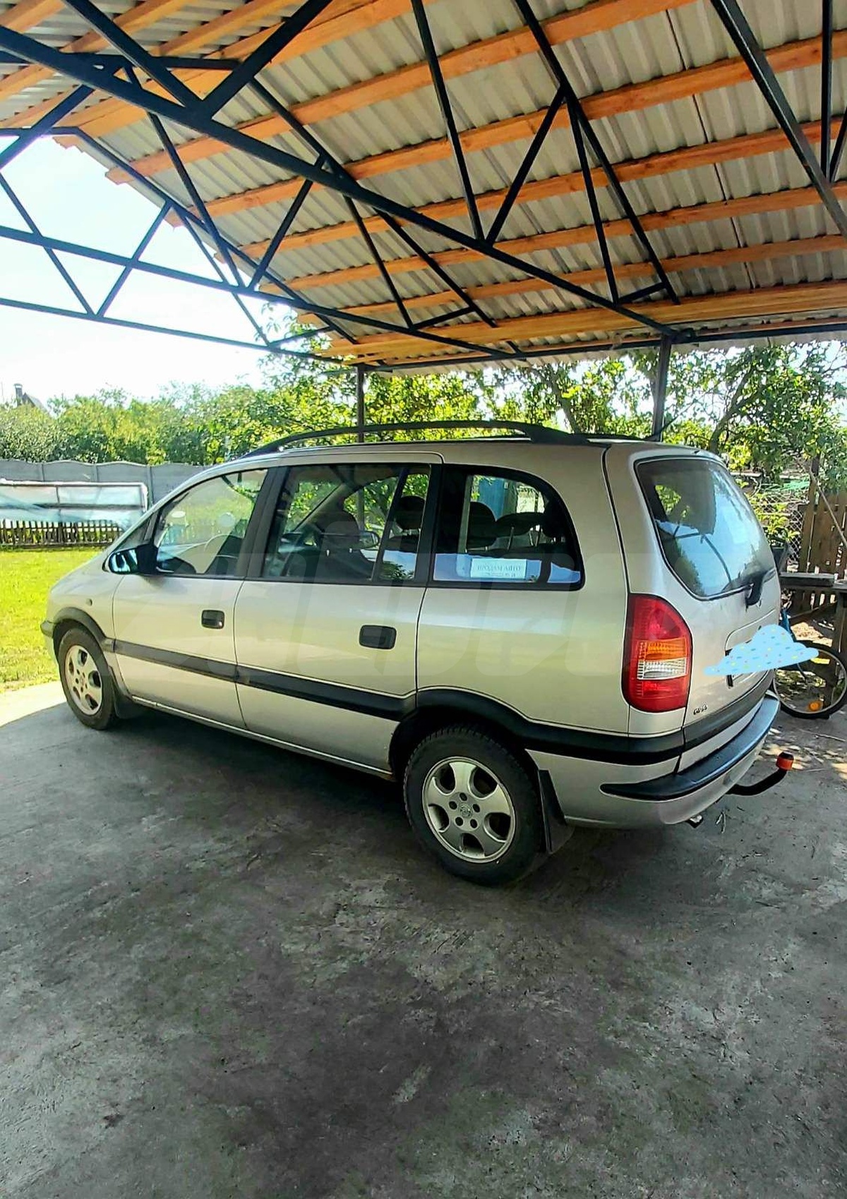 Opel Zafira A, 2001