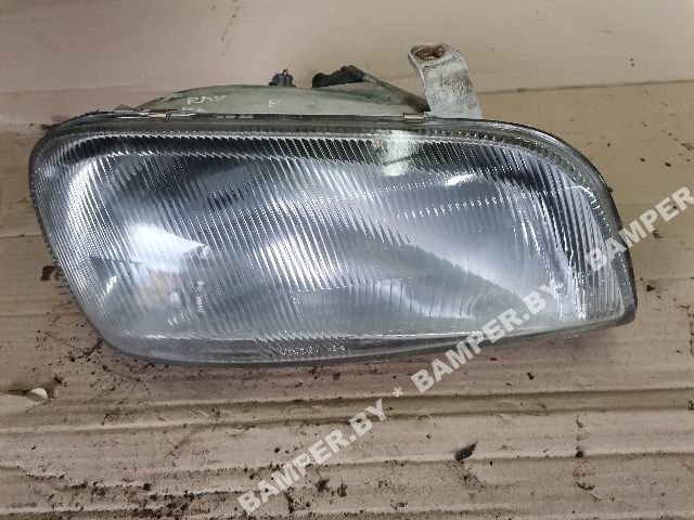 Фара правая к Toyota RAV 4 1998