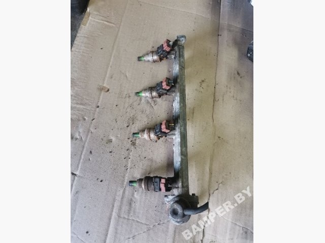 Форсунка к Mitsubishi Space Runner 1996