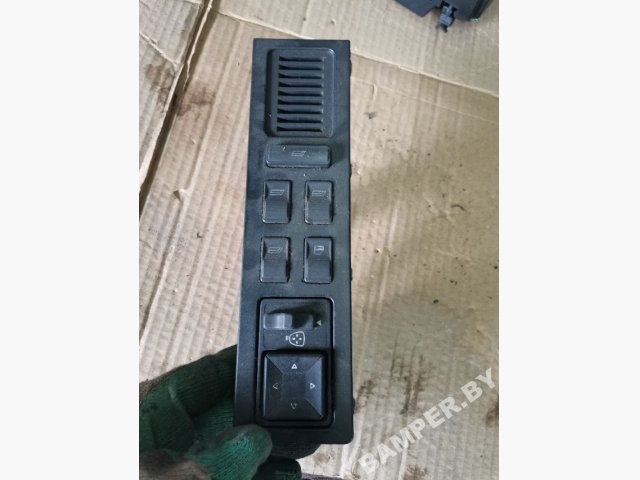 Блок управления стеклоподъемниками  к Alfa Romeo 164 1996