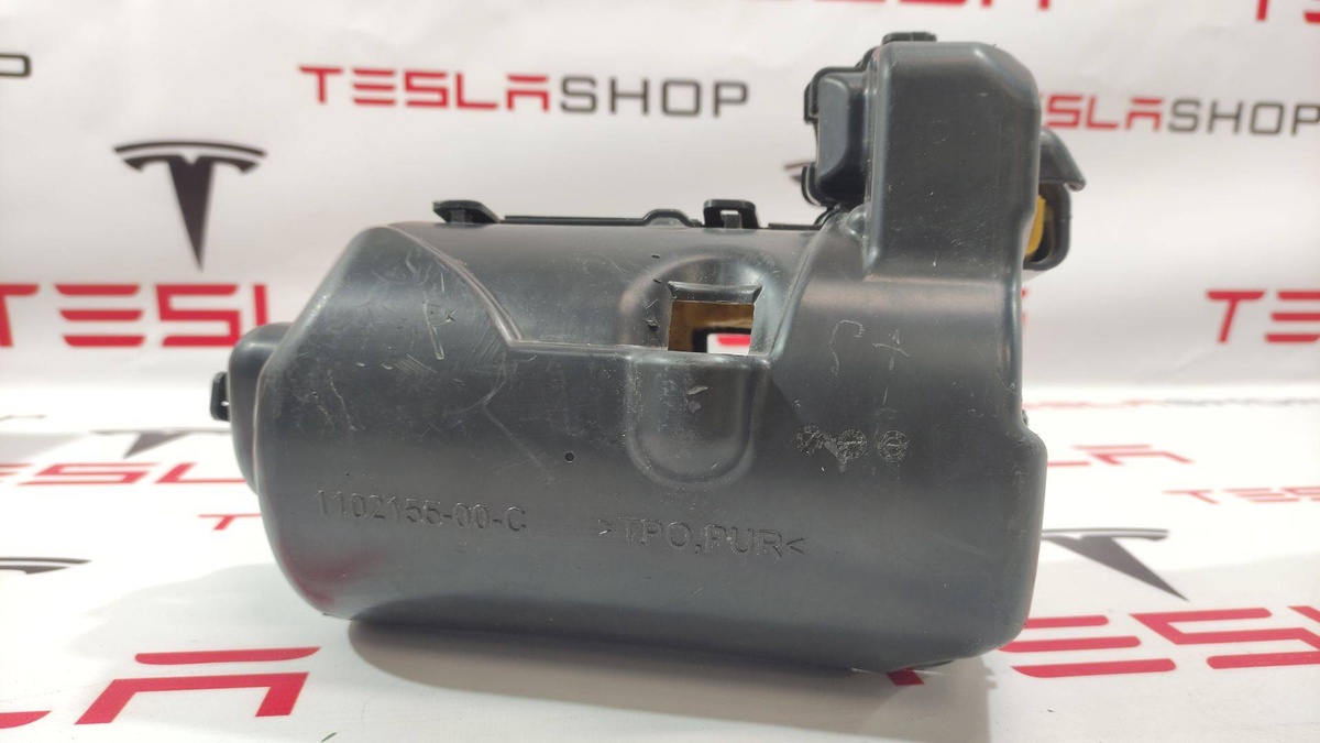Компрессор кондиционера к Tesla Model 3 2018