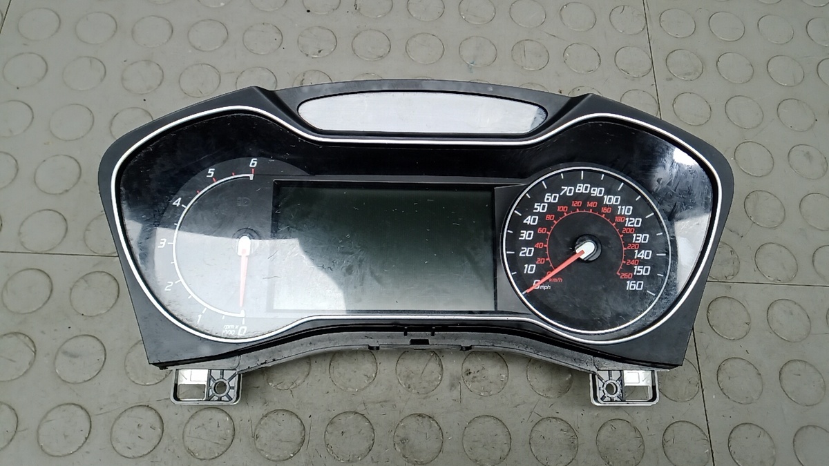 Рамка под магнитолу к Ford Galaxy 2012