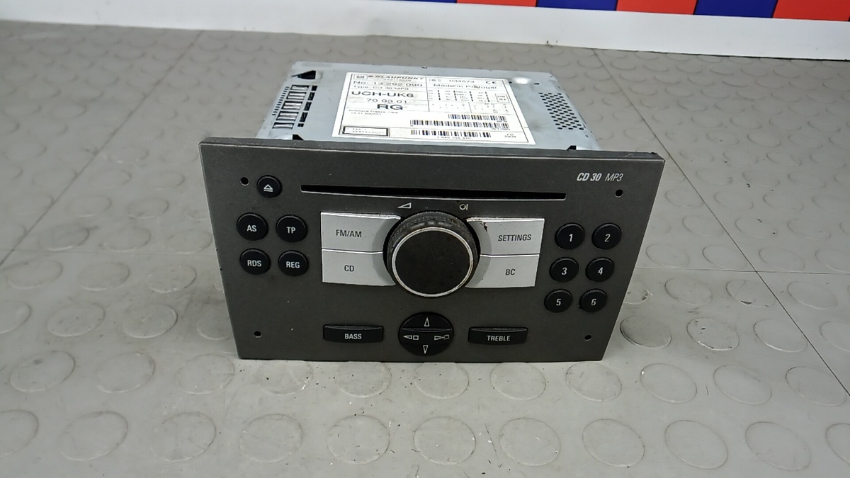Магнитола к Nissan Primastar 2008