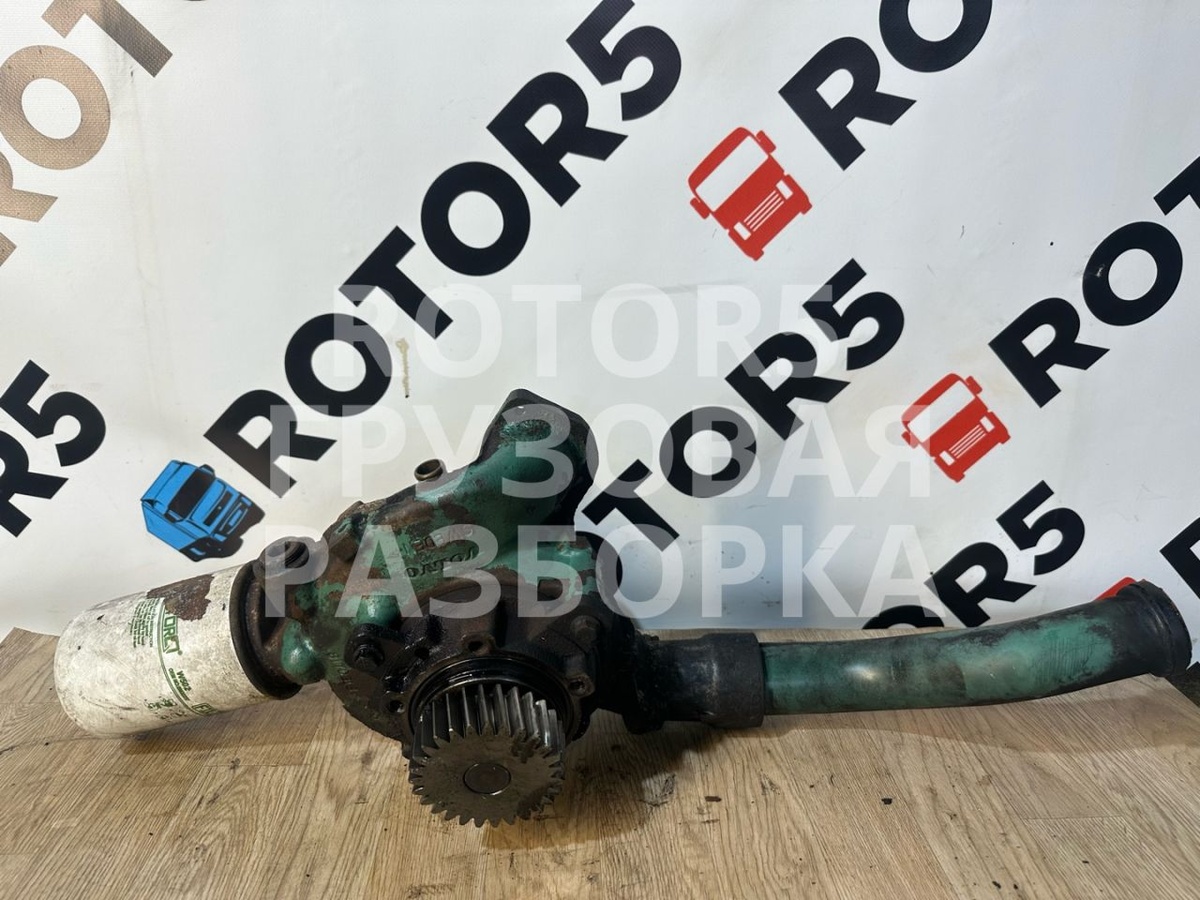 Помпа к Volvo A6 2003