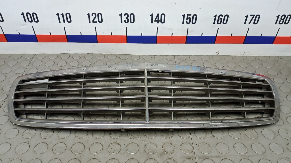 Решетка радиатора к Mercedes-Benz E-klasse 2003