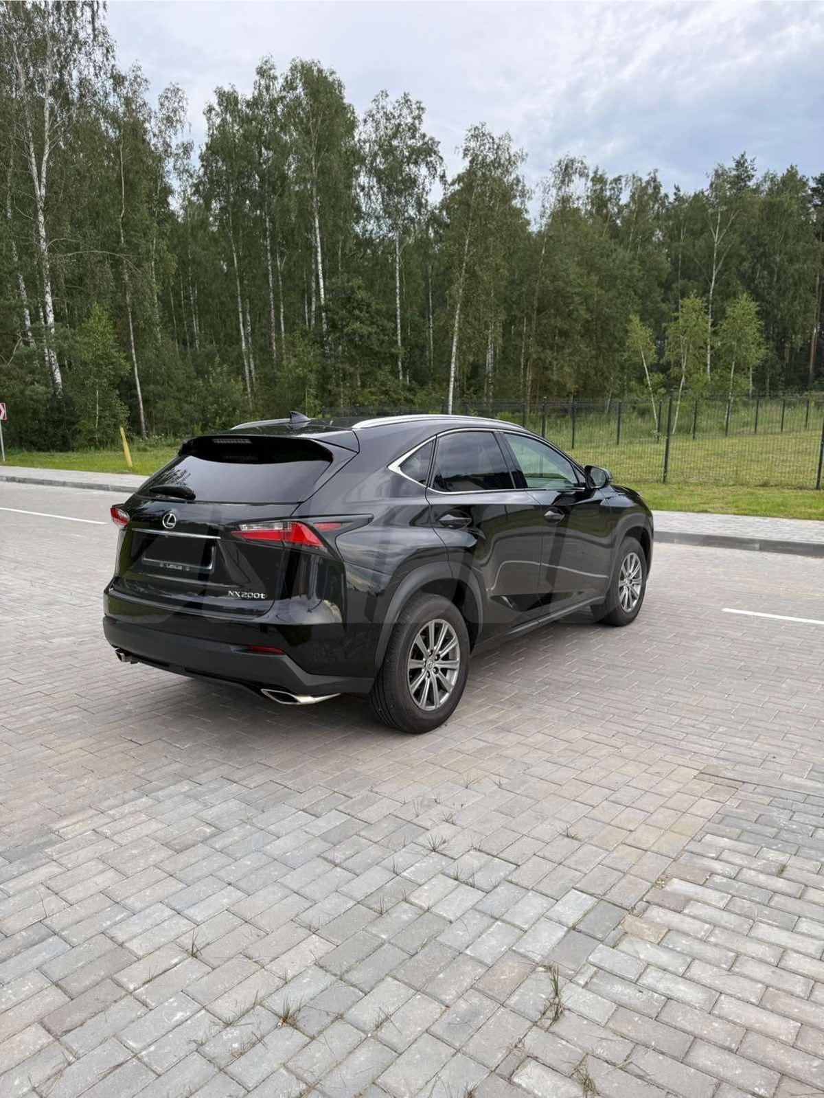 Lexus NX I, 2016