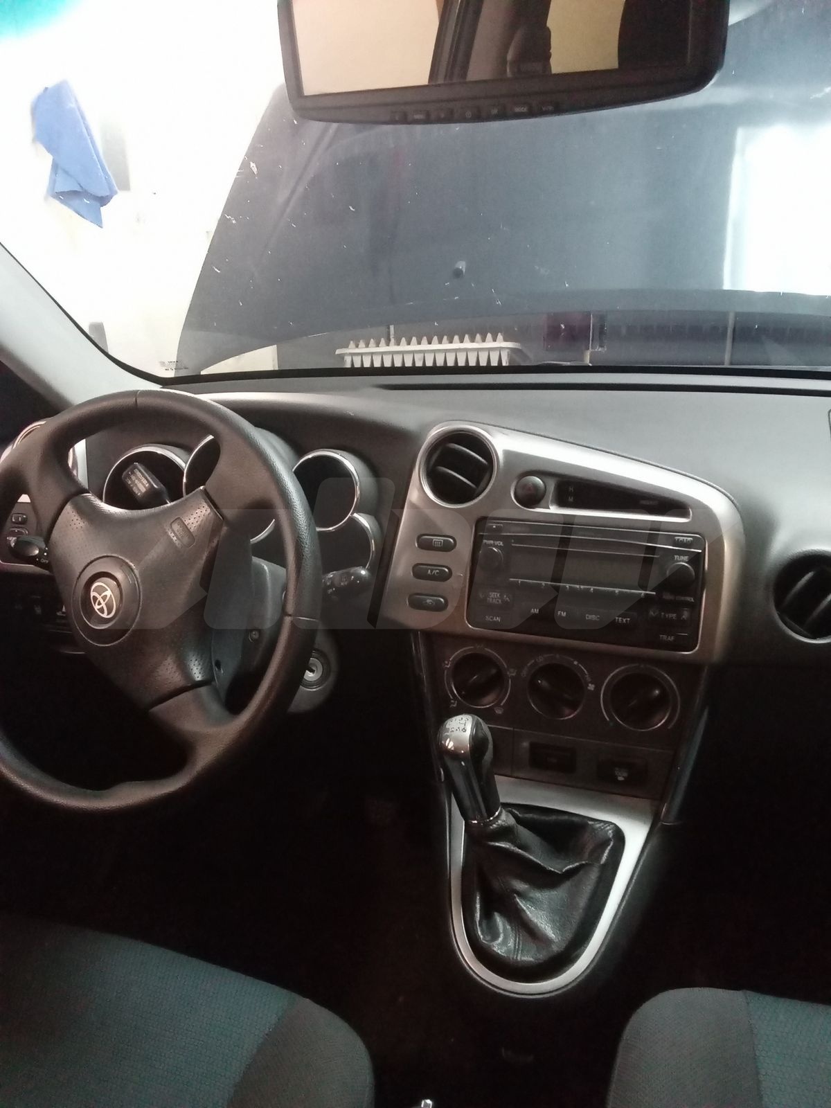 Toyota Matrix I (E130), 2004