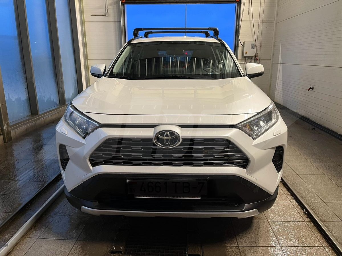 Toyota RAV 4 V (XA50), 2020