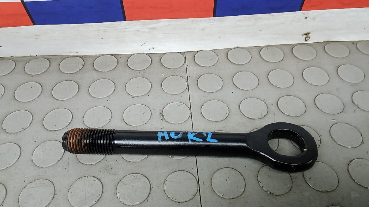 Крюк буксировочный к Hyundai ix35 2012