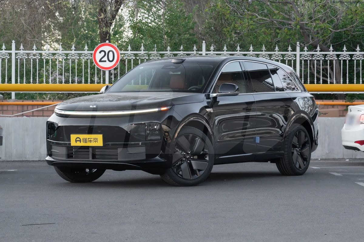 Li Auto L6 I Рестайлинг, 2025