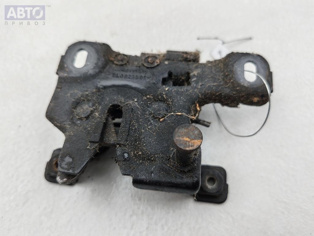 Замок капота к Audi A3 2001