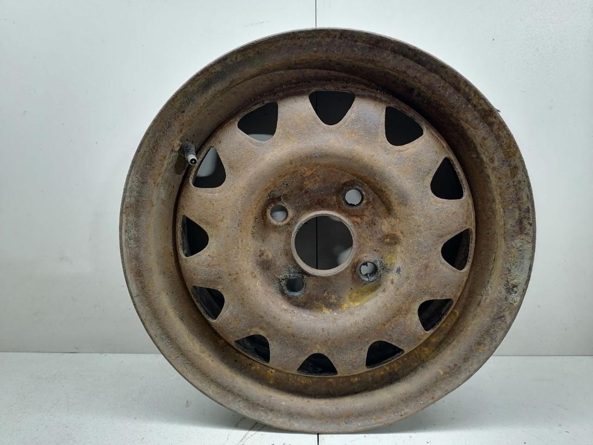 Диск штампованный к Mitsubishi Lancer 1995