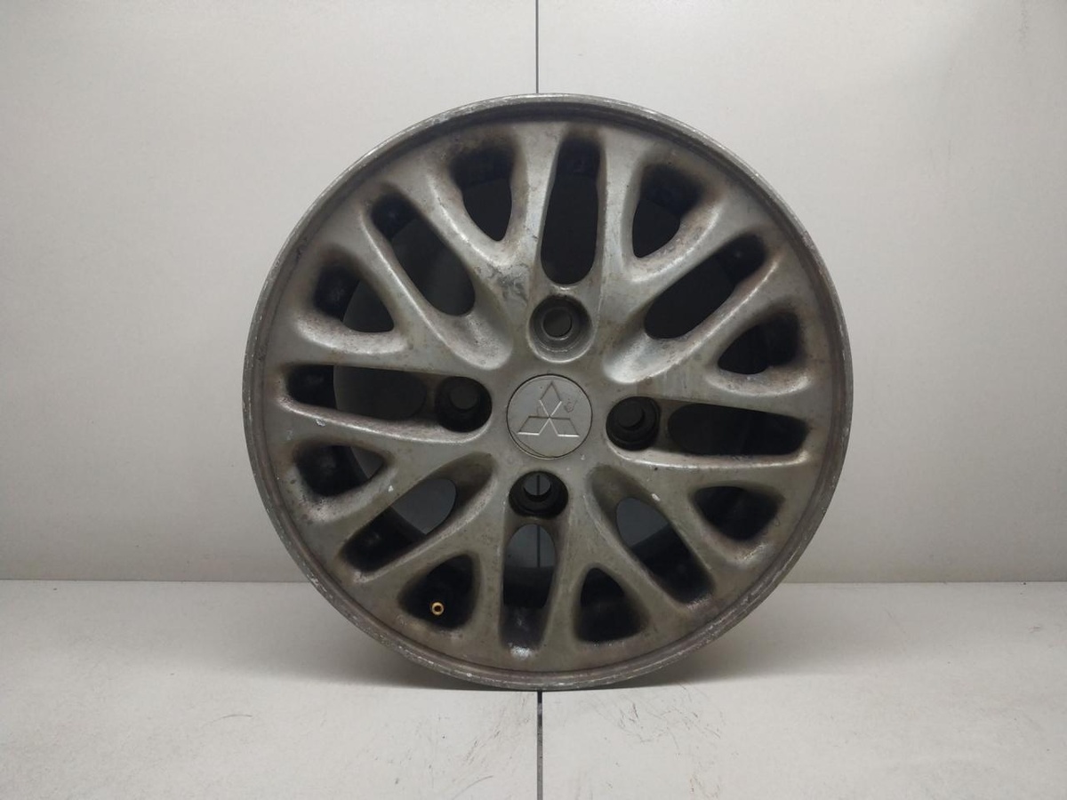 Диск литой к Mitsubishi Carisma 1997