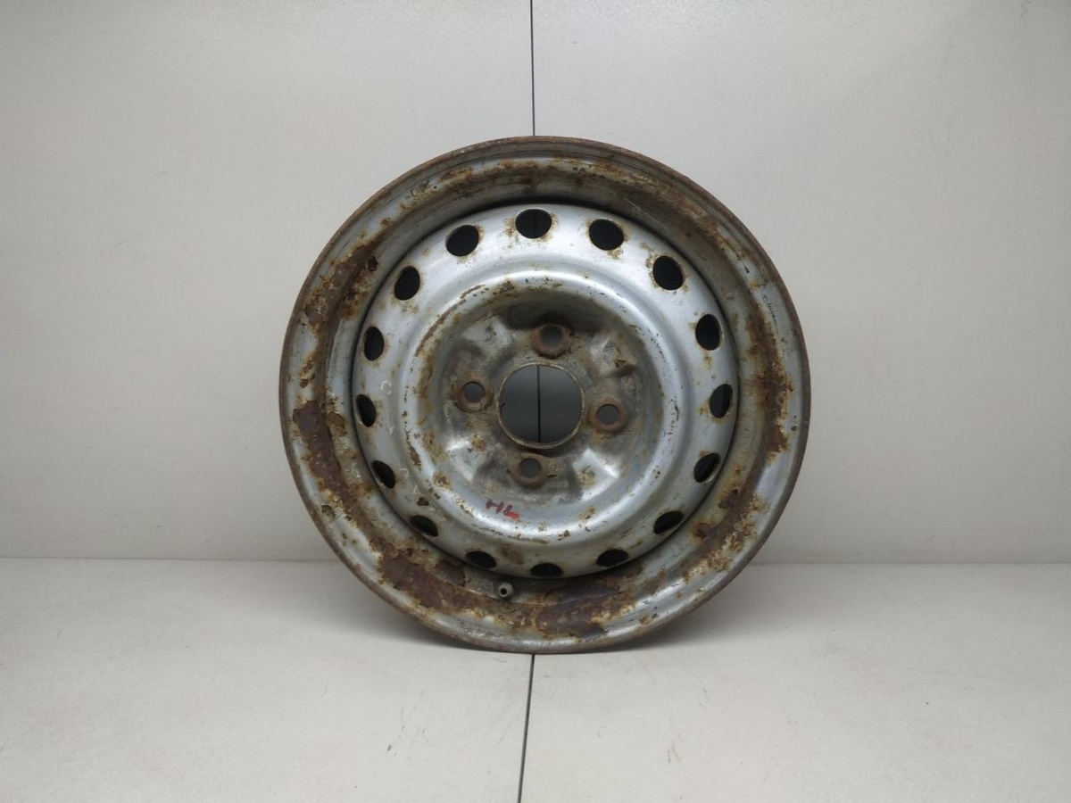 Диск штампованный к Nissan Sunny 1993