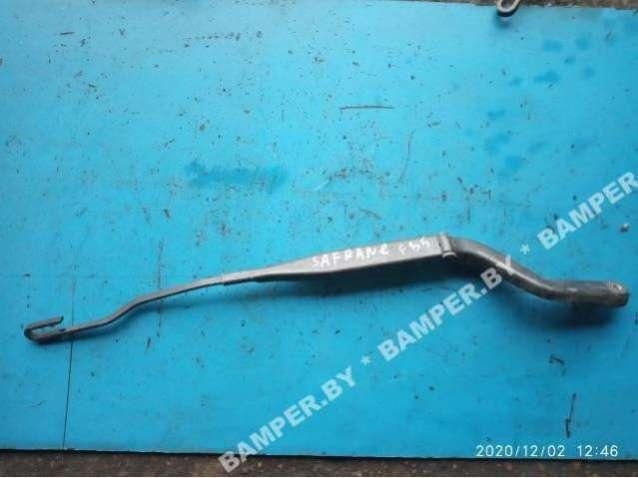 Щеткодержатель к Renault Safrane 1996