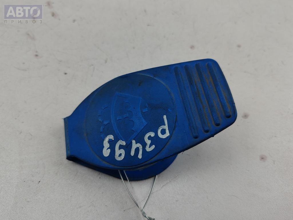 Крышки (разные) к Volkswagen Passat 2001