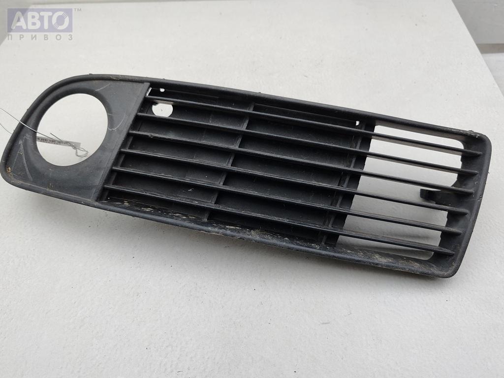 Рамка фары к Audi A6 1999