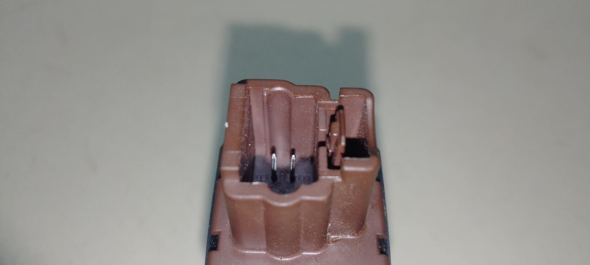 Кнопка  к Citroen C4 2005