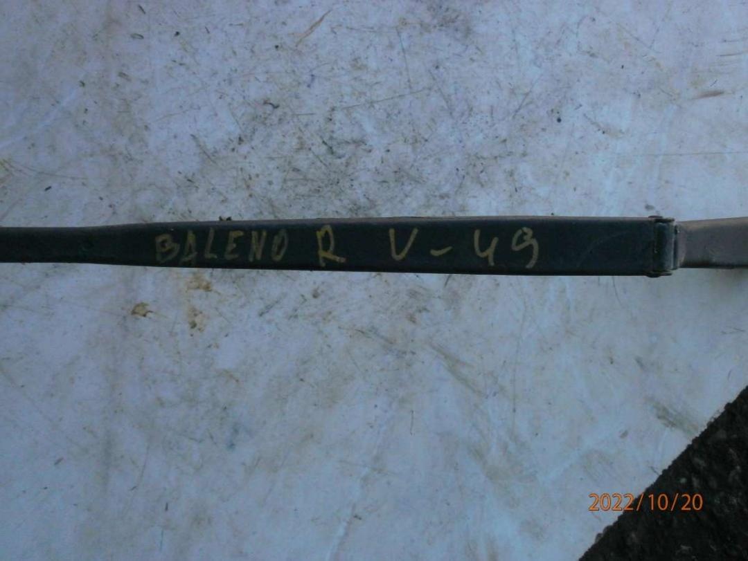 Щеткодержатель к Suzuki Baleno 1997
