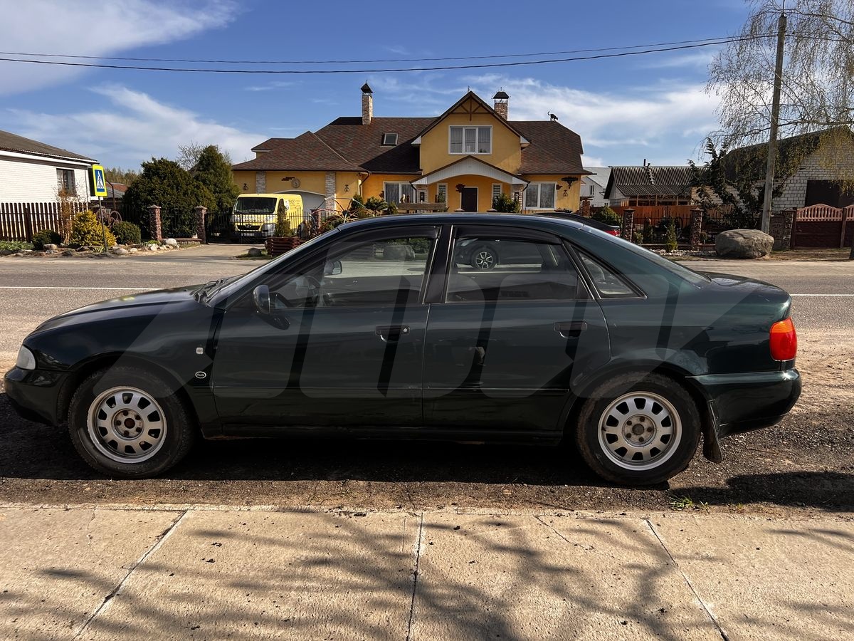 Audi A4 I (B5), 1995