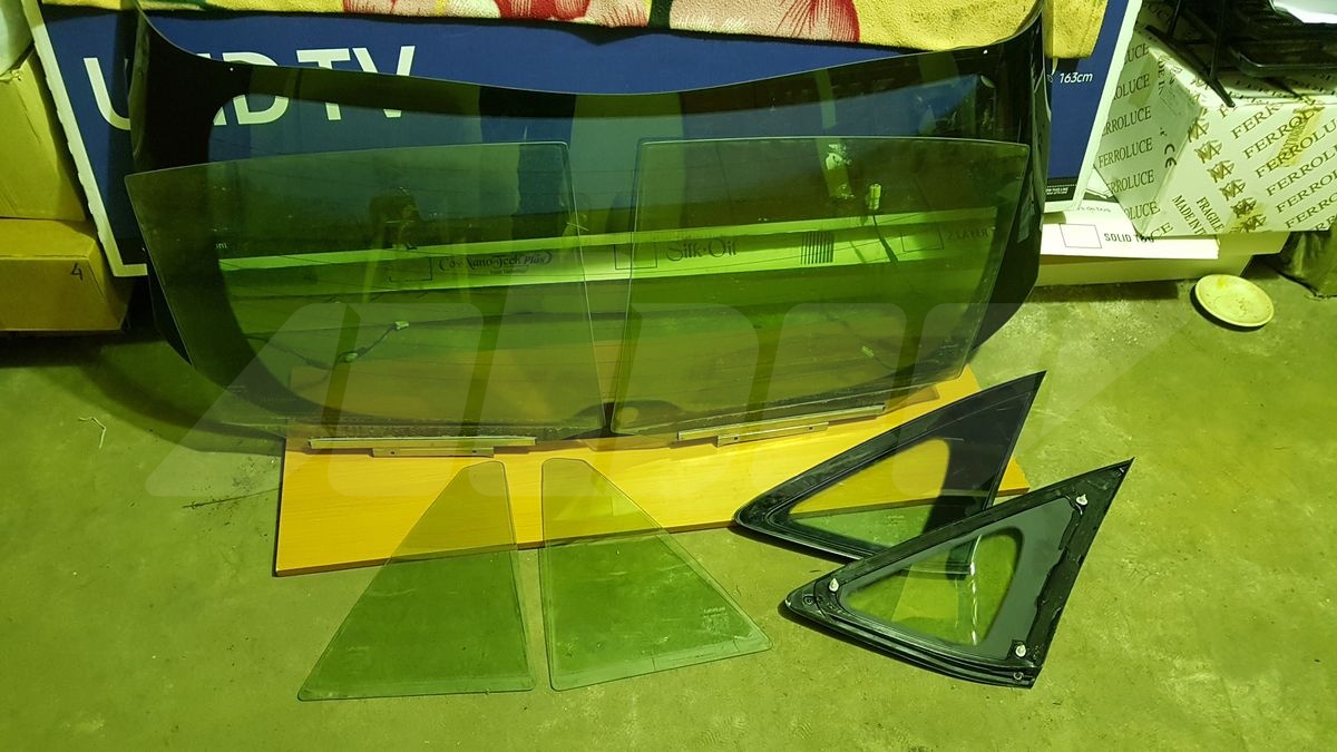 Стекло заднее к Lexus RX 2008
